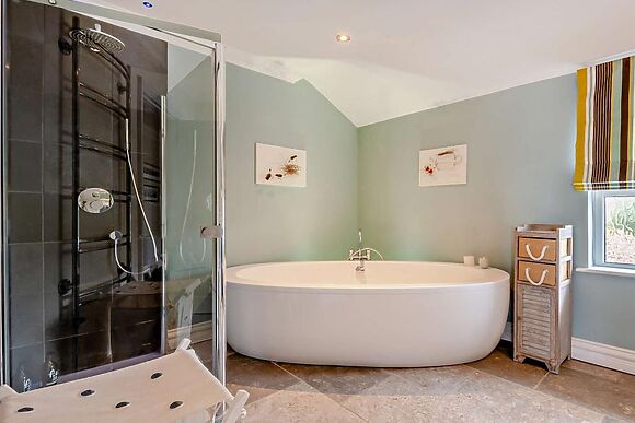 East Chenies