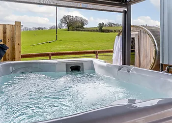 Private hot tub and sauna