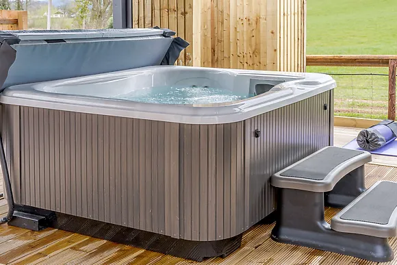 Finmia Sauna And Hot Tub