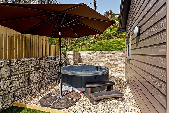 Lynwood Lodge The Log Cabin