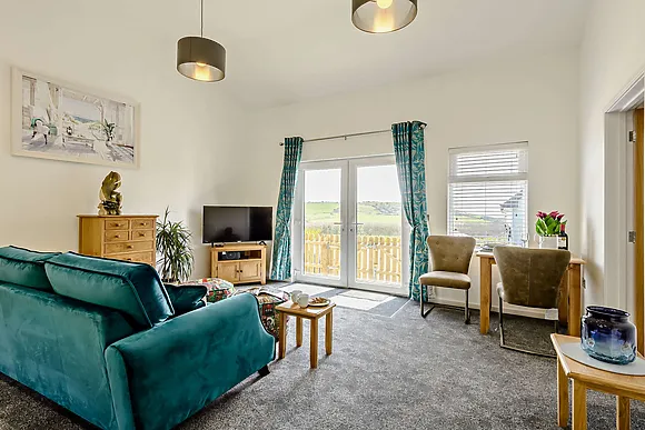 Lynwood Lodge The Log Cabin