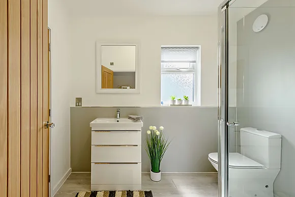 Lynwood Lodge The Log Cabin