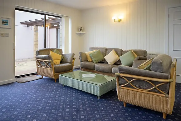 Hill House Lamphey