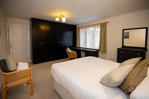 Hill House Lamphey