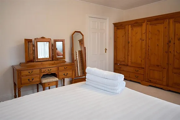 Hill House Lamphey
