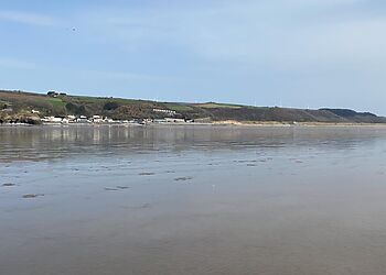 The Waterfront Pendine