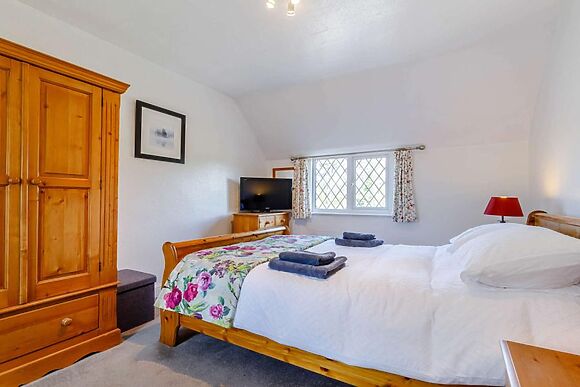 1 Pumphouse Cottages