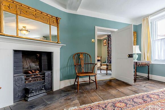 Queen Anne Townhouse