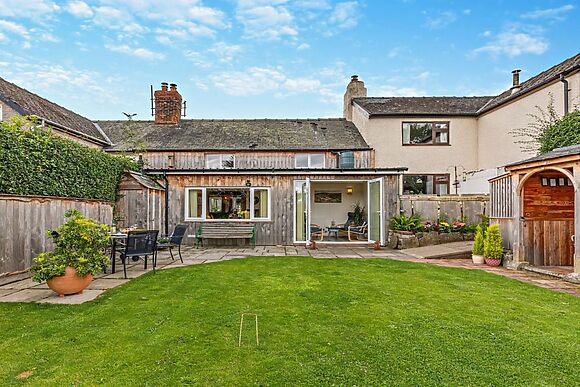 White Wicket Cottage