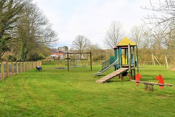 White Wicket Cottage