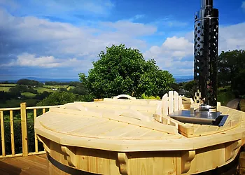 A hot tub with an amazing view