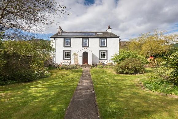 Fisherground Farmhouse