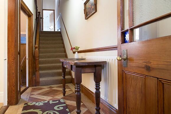 Newlands House