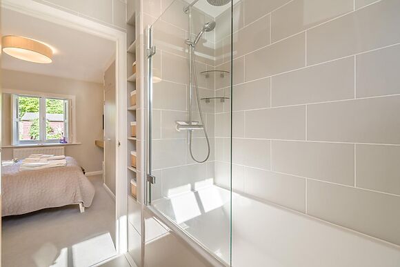 2-Bedroom, 2-Bathroom Cottage in Keswick