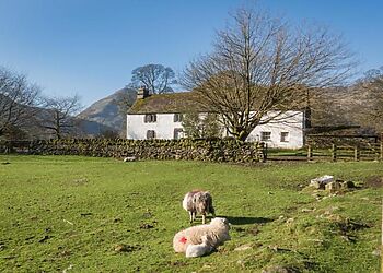 Dovedale Cottage
