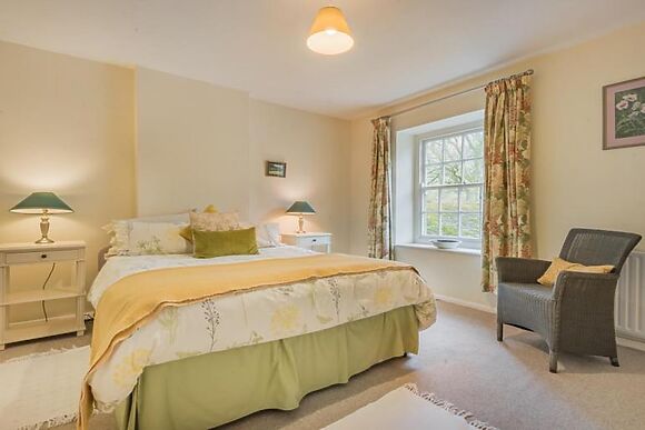 Dovedale Cottage