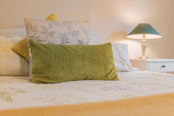 Dovedale Cottage