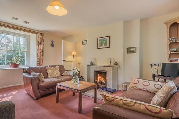 Dovedale Cottage