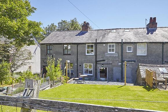 17 Otley Road