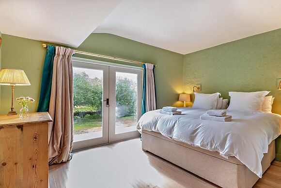 Tyta Alba