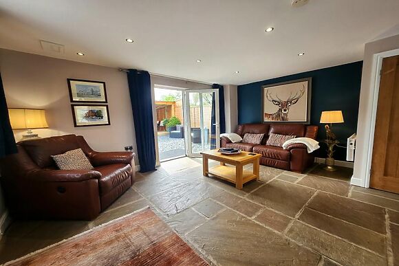 Bobby Lott Hall Cottage