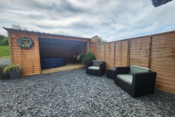 Bobby Lott Hall Cottage