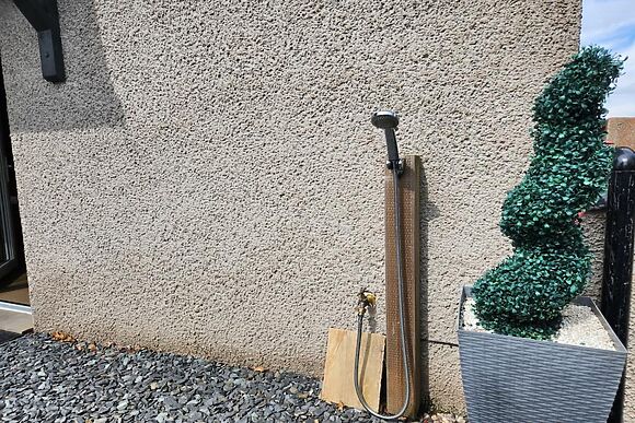 Bobby Lott Hall Cottage