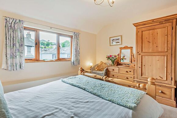 Crown Cottage