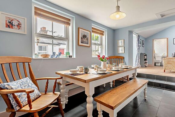 9 Morland Place