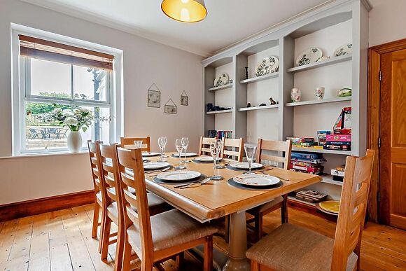 9 Morland Place