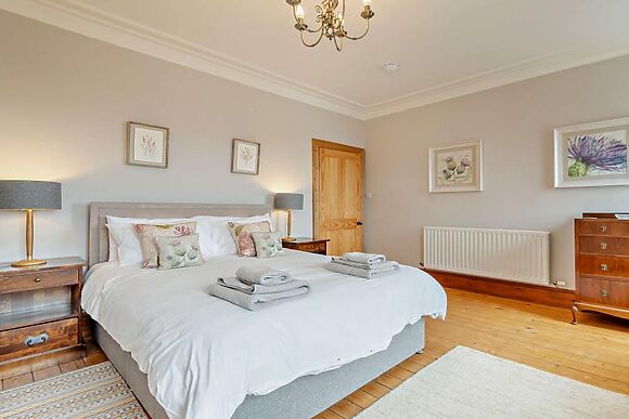9 Morland Place