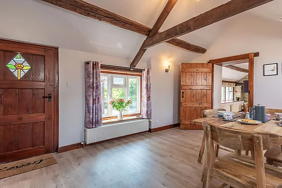 Lloft Stabl Cwm Bychan Bach