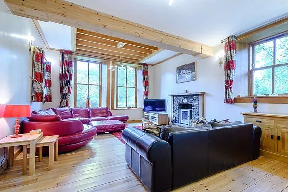 School House Dalavich