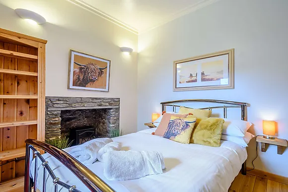 School House Dalavich