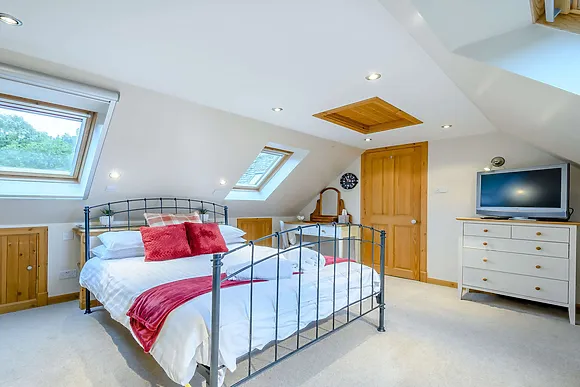 School House Dalavich