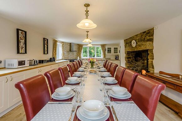 Alminstone House
