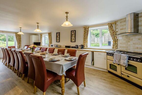 Alminstone House