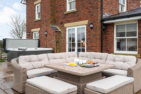 Meadow Cottage At Swarbrick Hall Farm