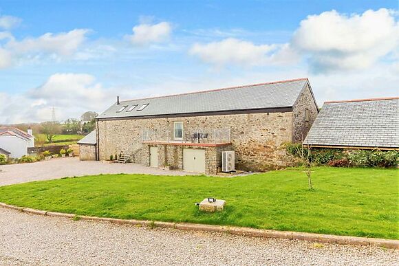 The Stables At Glen View