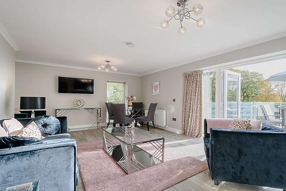 Treetops Coastal Retreat