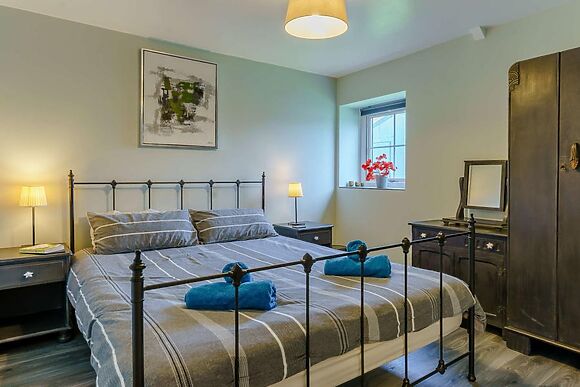 Nestled Away Owl Barn