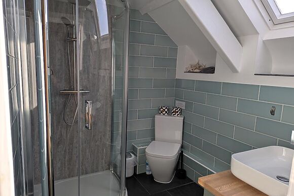 Nestled Away Birdsong Cottage