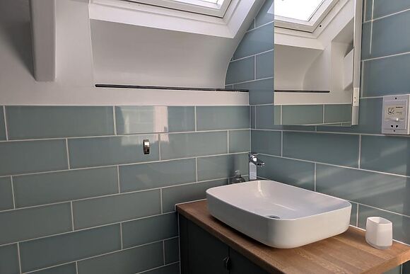 Nestled Away Birdsong Cottage