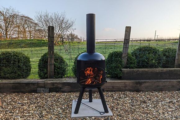 Nestled Away Birdsong Cottage