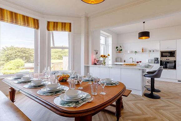 Courtlands Seaside Villa