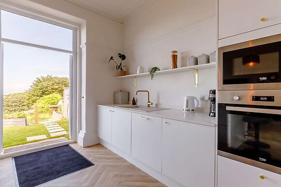 Courtlands Seaside Villa