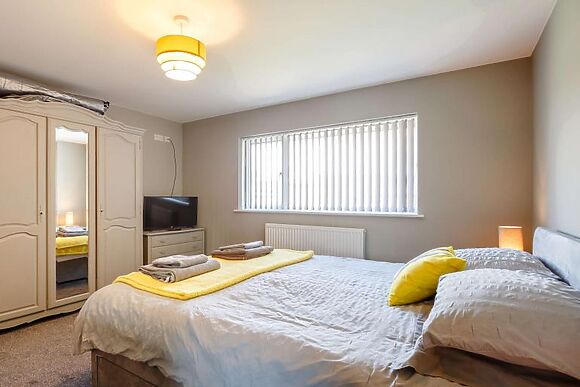 Ty Asyn Donkey House