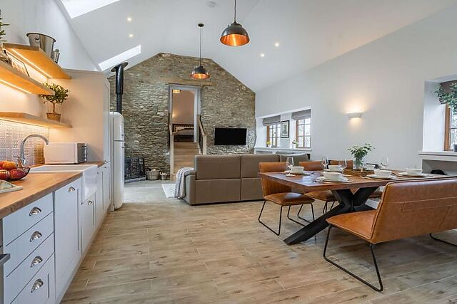 The Welsh Barn