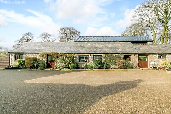 Barn Cottage Lathkil Dale
