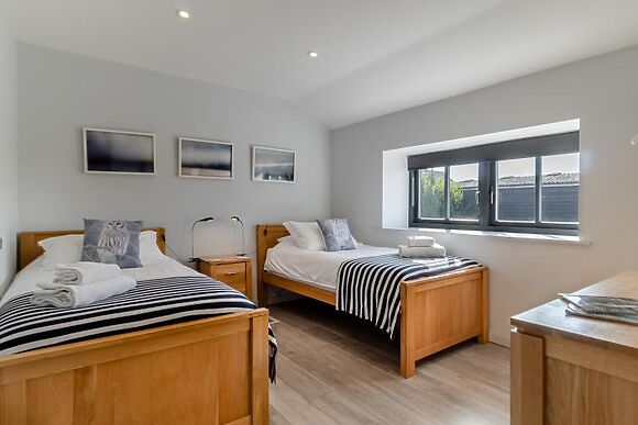 Barn Owl, Oxley Dairy